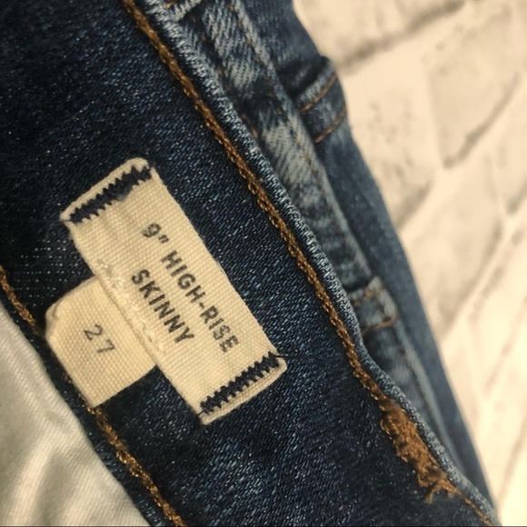 MADEWELL 9” High Waisted Jeans Blue Raw Hem Distracted Edition Denim Size 27 Y2K - Picture 8 of 13